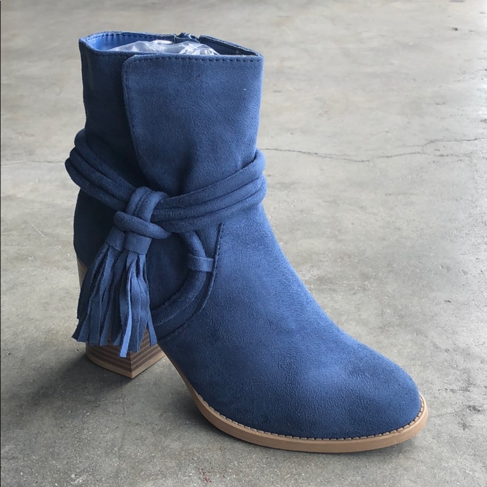 Soda Women’s Tassle Ankle Boots in Blue